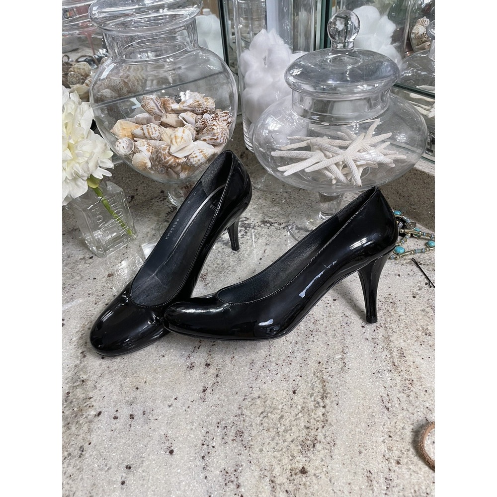 Stuart Weitzman Retro Chicster Black Patent Leather Pumps Heels 8M KH95658
